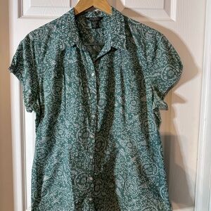 Eddie Bauer‎ Green Paisley Blouse
